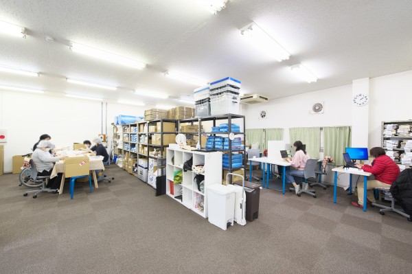 リベラルワークスサブ画像0