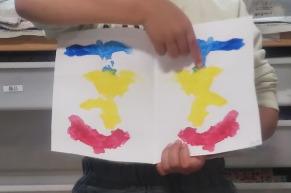 デカルコマニーをしました🎨✨